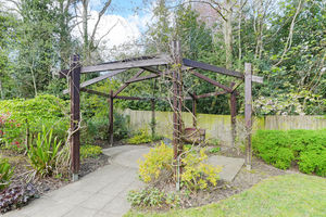 900 Abbeydale Road